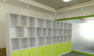 图 厂家批量直销各种尺寸办公家具,办公屏风,会议桌椅 深圳二手办公用品