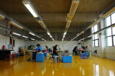 来自女性的灵感 卫生巾催生的绿色创业之路